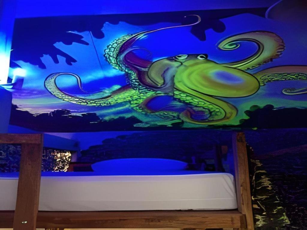 Peacock Hostel Ko Lanta Esterno foto