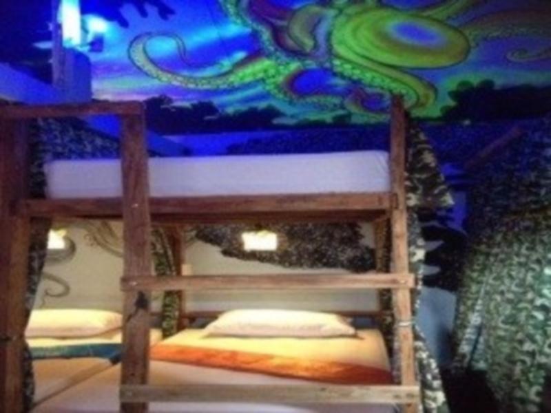 Peacock Hostel Ko Lanta Esterno foto
