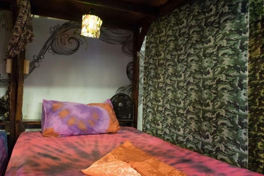 Peacock Hostel Ko Lanta Esterno foto